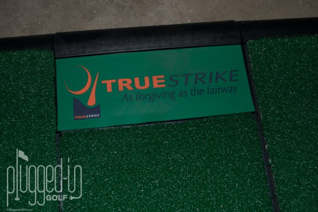TrueStrike Golf Mat (1)