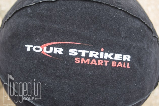 Tour Striker Smart Ball_0060