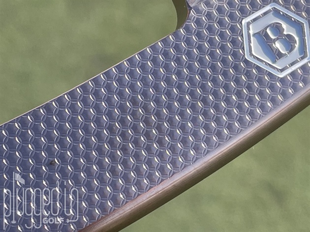 Bettinardi Queen B #14 face