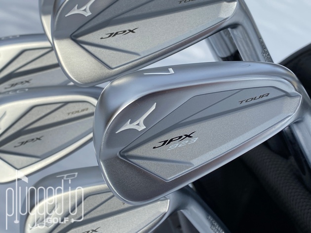 Mizuno jpx923 tour irons in bag close up
