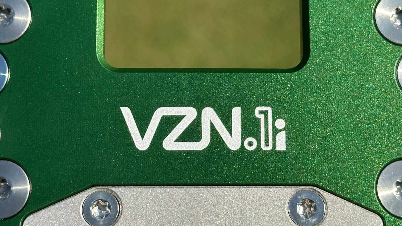 A close up of the sole of the LAB Golf VZN.1i putter