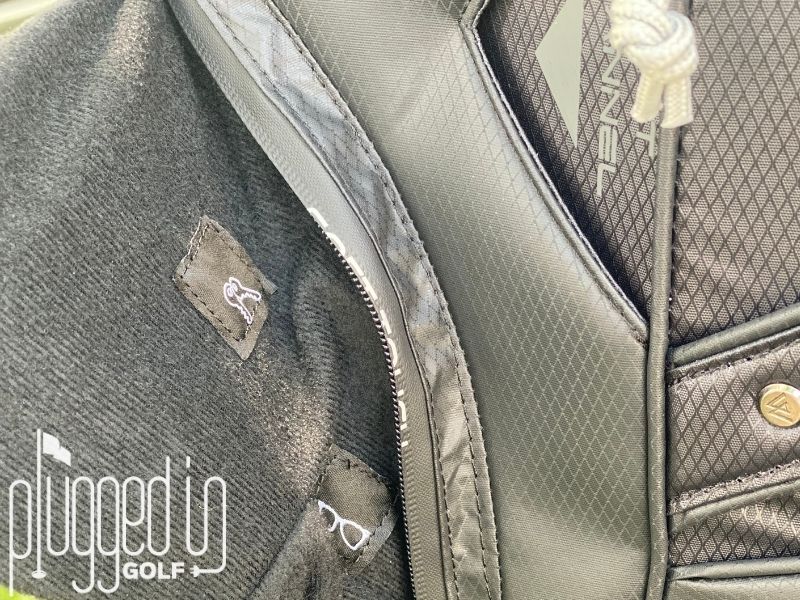 Picture of the inside of a Soft Touch pouch on the BIG MAX Dri Lite Silencio 3 cart bag.