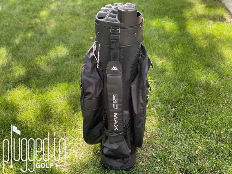 Picture of the back and one-point strap on the BIG MAX Dri Lite Silencio 3 cart bag.
