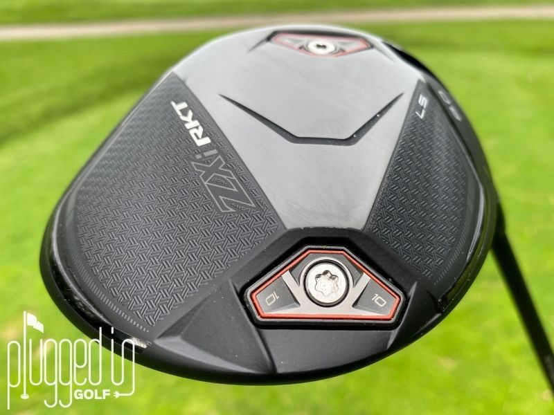 Picture of the heel, sole, and rear weight on the Srixon ZXi RKT LS driver.