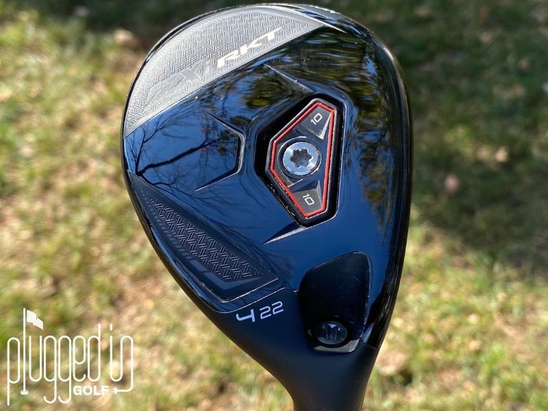 Photo of the detailing on the sole of the Srixon ZXi RKT hybrid.